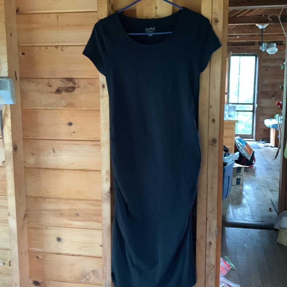 Isabel Maternity Small black tee dress